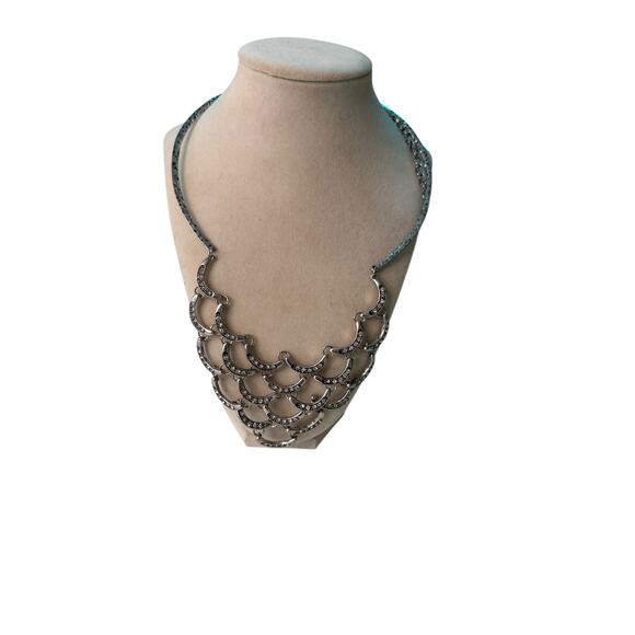 Silver Tone Drape Layered Collar Necklace Y2K Retro Quiet Luxury Statement - Picture 1 of 6